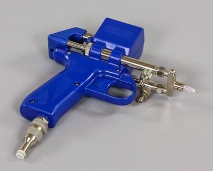 EzJect Pneumatic Syringe - A field syringe that allows for the injection of inactivated vaccines