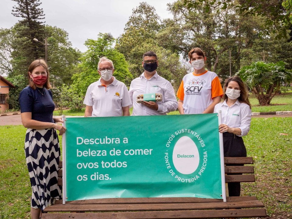 Green Egg Campaign: Dr. Maike Maziero_ Lineu Wutzke _Roberto Montanhini Neto_ Lídia Neumann Schewe Corsino _Maria Luiza Ruiz ©Delacon