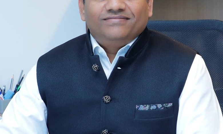 Mr.Neeraj Kumar Srivastava