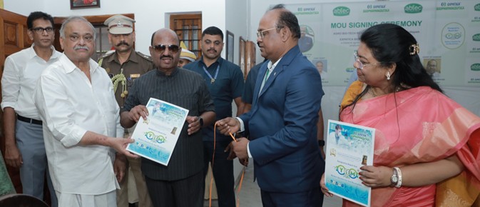 EXPATICA BIOPHARMACEUTICA Pvt. Ltd. and ABTEC Ltd. Sign MoU to Advance R and D YELM Pro Launched by Honble Governor of West Bengal 2 erwgfdv